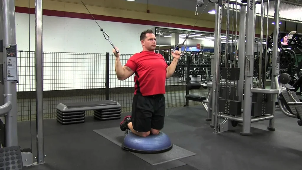 Kneeling Cable Crossover Lat Pull Down